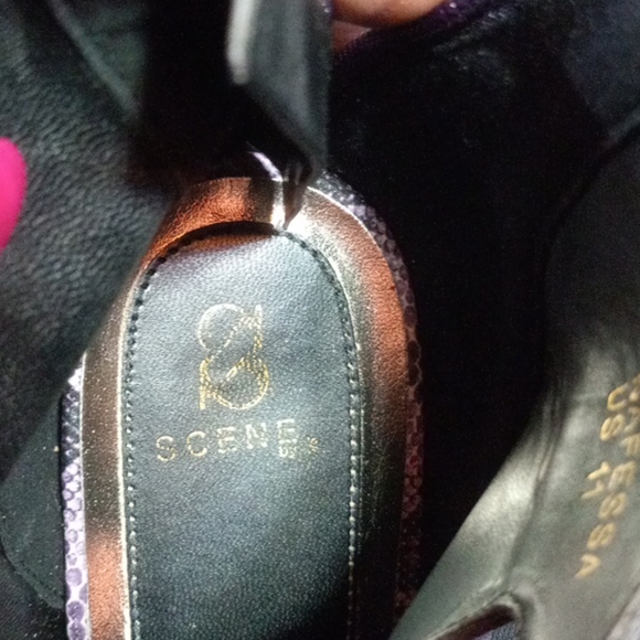 Scene Booties - Picture 5 of 5